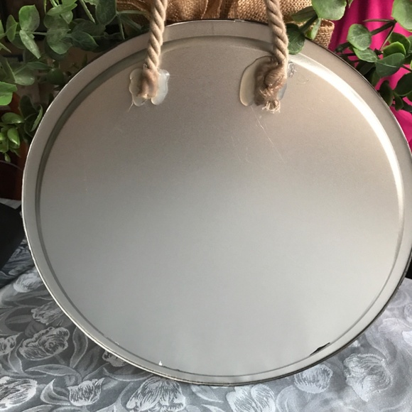 Welcome Sign - Picture 3 of 5